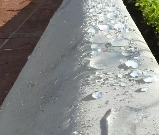 花山硅烷浸渍涂料在混凝土保护中的应用